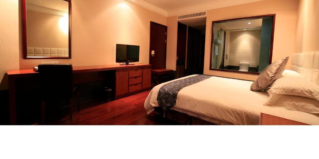 Suzhou Hanyuan Yacht&Resort Hotel Oda fotoğraf